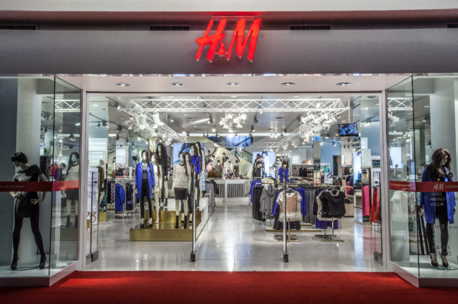 H&M regala un descuento a quienes reciclen la ropa en sus tiendas