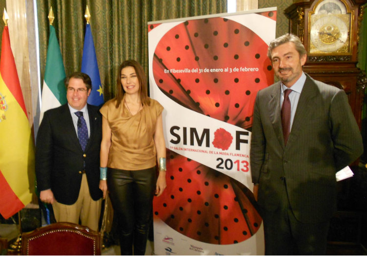 Un millar de vestidos en Simof 2013, la pasarela de la moda flamenca
