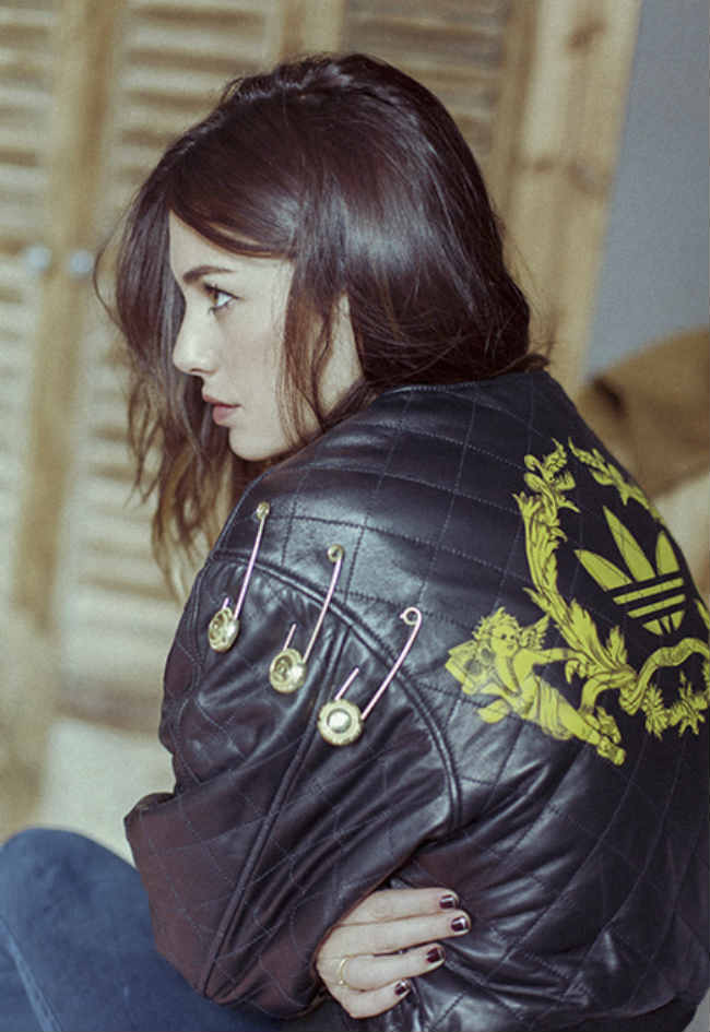 Blanca Suárez chaqueta de cuero