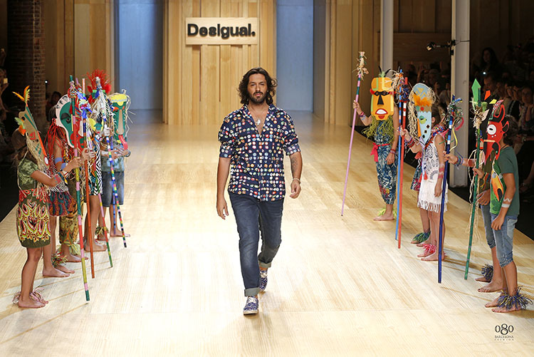 desigual desfile Barcelona 080