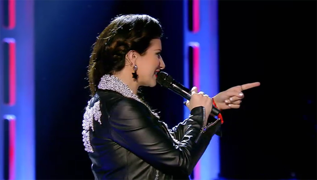 Laura Pausini dedica cancion fans MDSVID20150506 0167 17