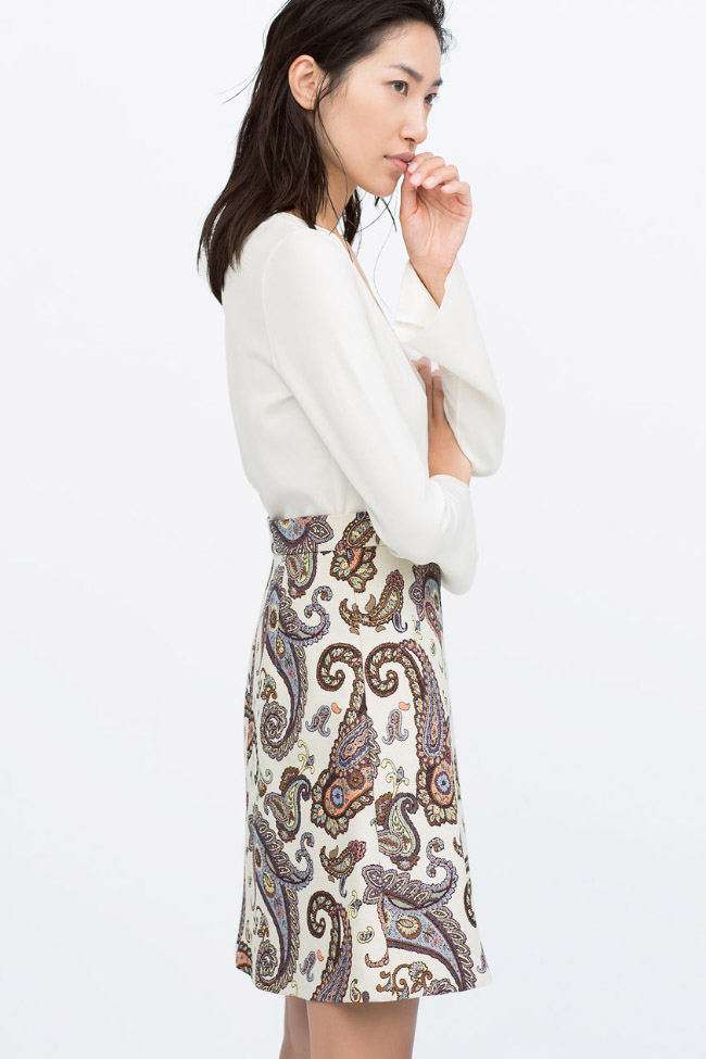 Faldas envasé con pliegues de Zara 2015