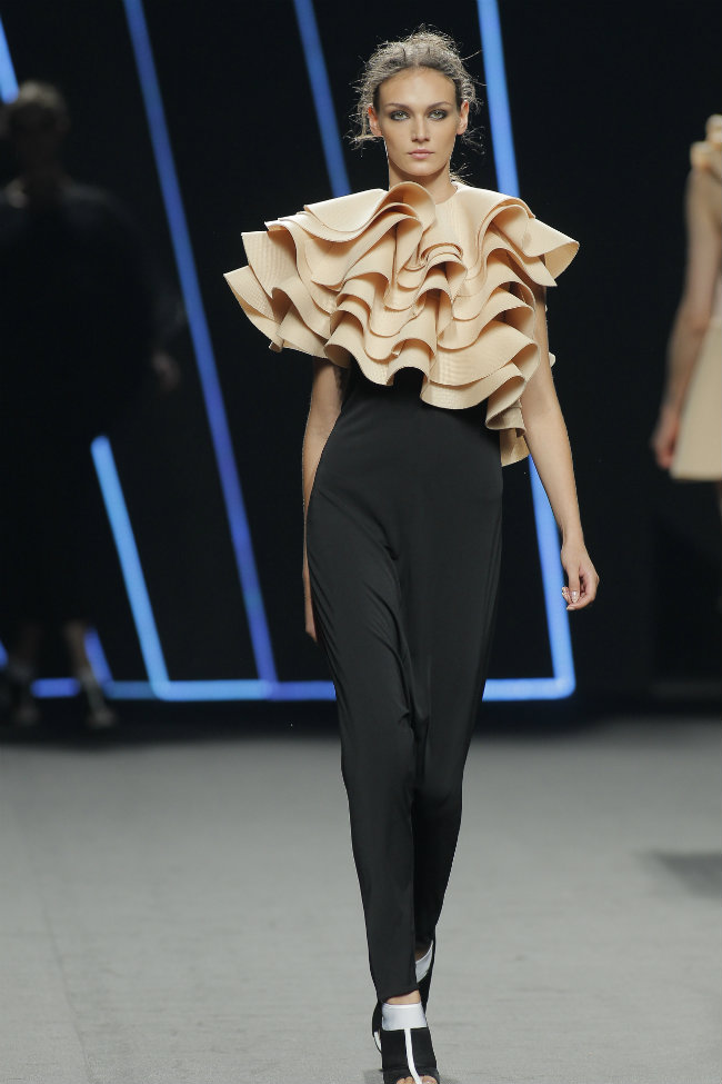 AMAYA ARZUAGA MBFW MADRID SS 2016 2