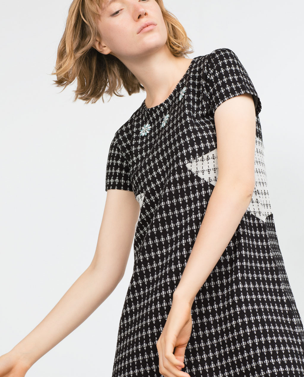 Zara mujer: seleccionamos los 10 vestidos imprescindibles este otoño invierno 2015 - Modalia.es