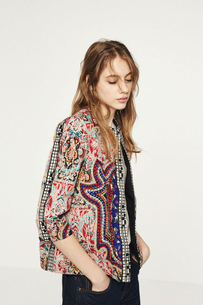 Chaquetas, kimonos y sobrecamisas con estampados en la colección Zara - Modalia.es