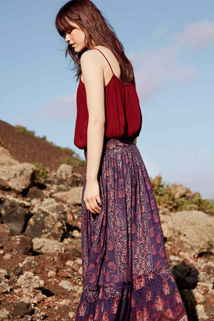 top y maxi falda colores tierra oysho