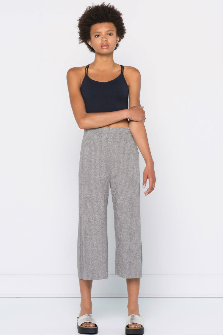 pantalón culotte gris pull&bear