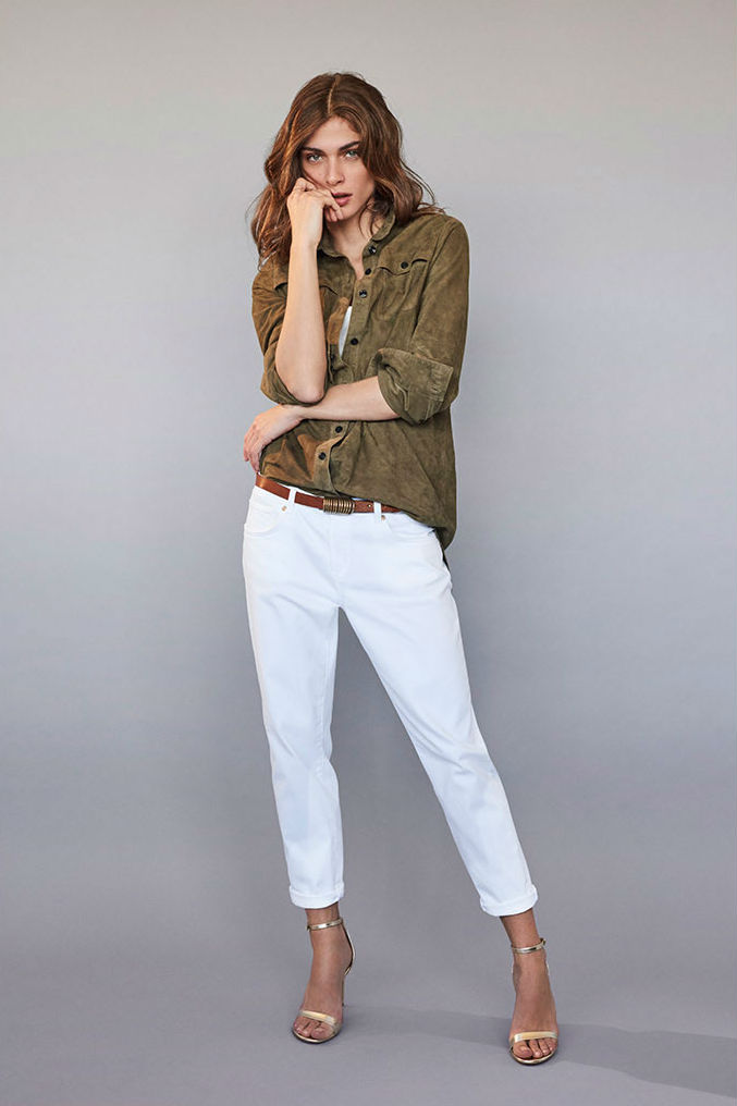 elisa sednaoui pantalon blanco massimo dutti