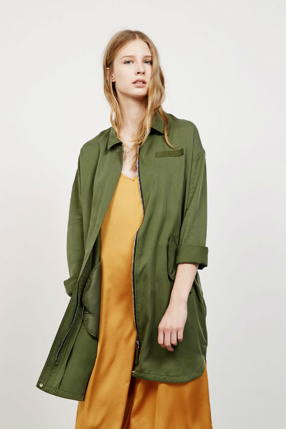 parka fluida verde bershka