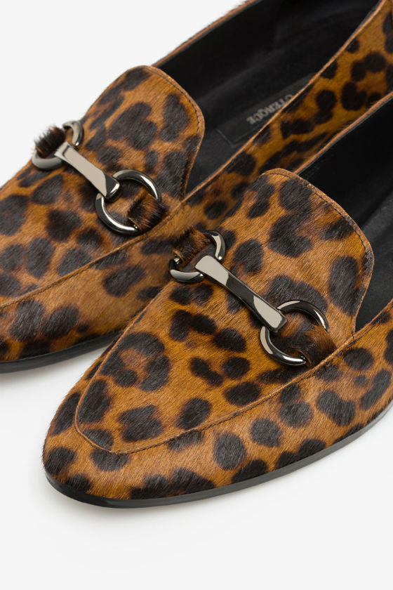 mocasines animal print uterque