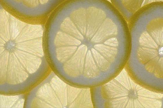 agua detox con limon 1