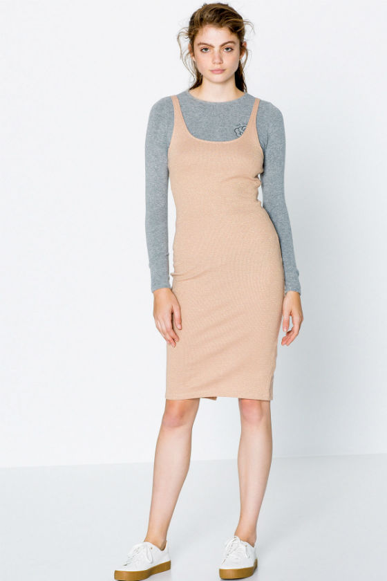 vestido nude ajustado pull and bear