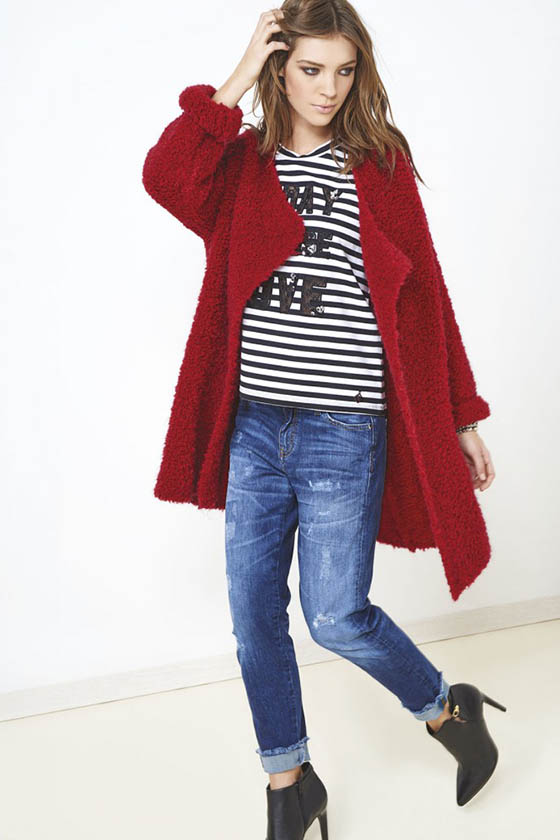 capa-roja-chaqueta-otono-moda-tendencia