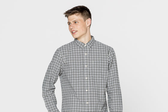 Coleccion Back to School Pull&Bear camisa cuadros gris negro