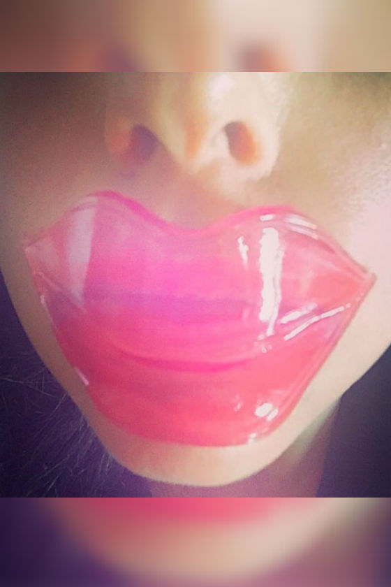 lady gaga instagram mascarilla labios 