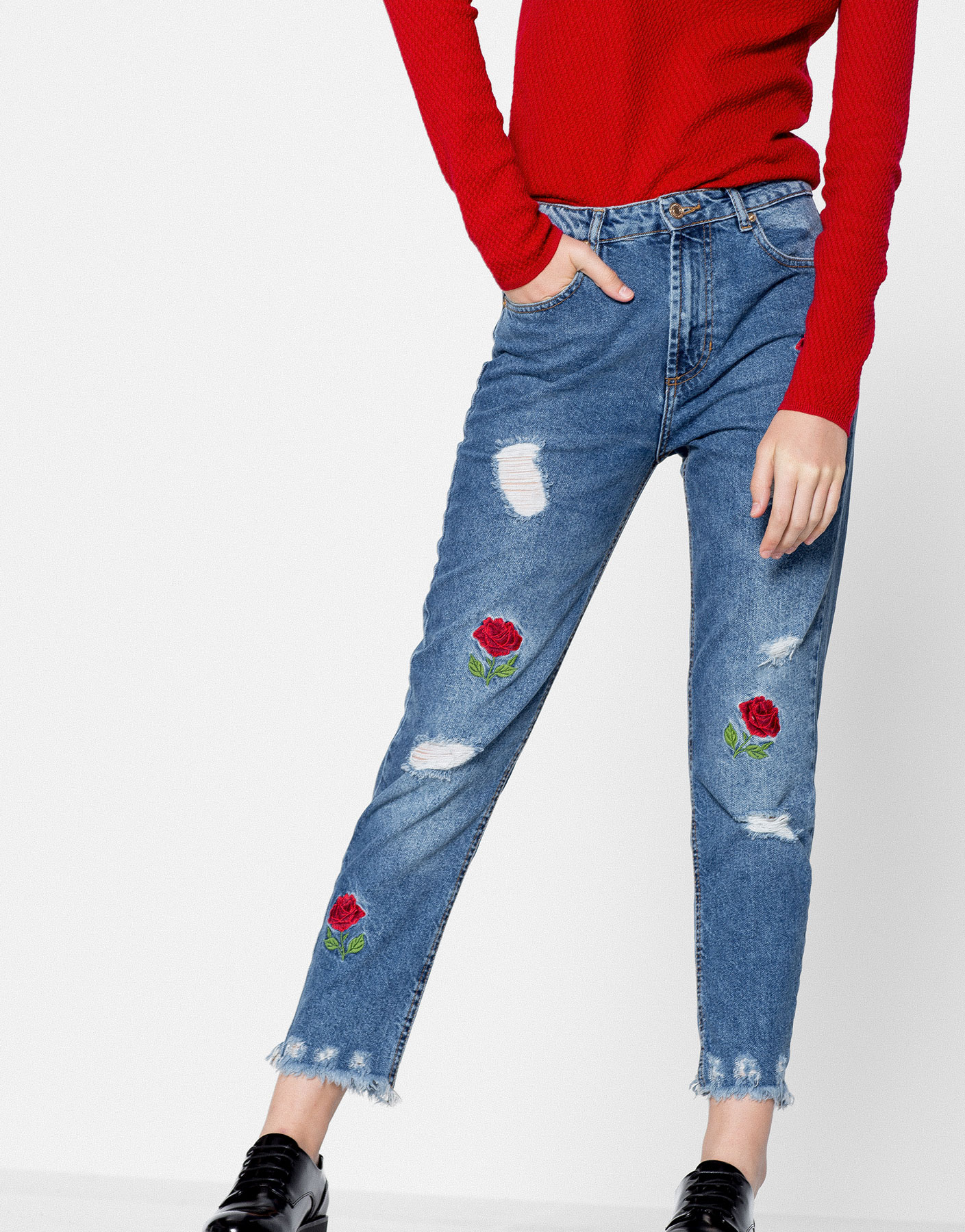 jeans mom fit pull and bear