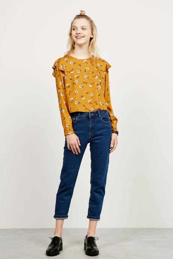 print-flora-bershka-camiseta