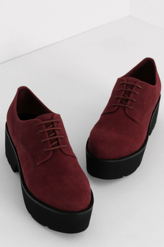 mocasines burgundy pull and bear