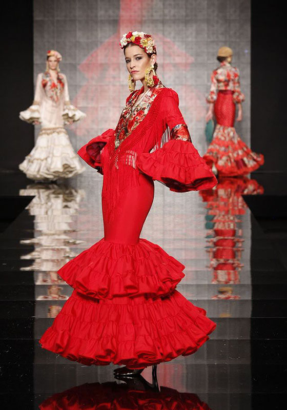 corona de flores traje flamenca