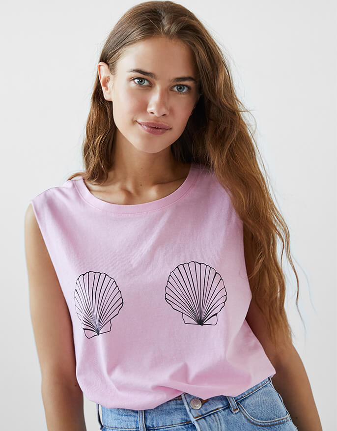 Camiseta rosa sin mangas, rebajas Bershka 2017