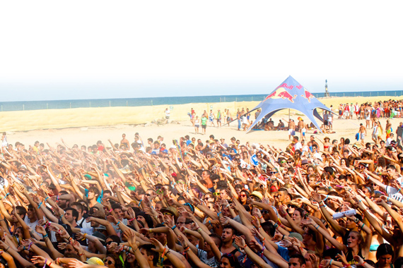 beach club arenal sound