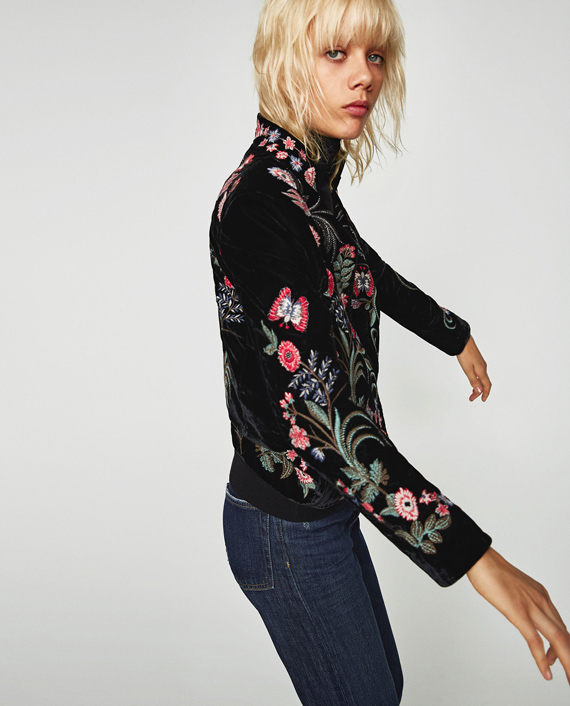 Chaqueta bordado floral Zara