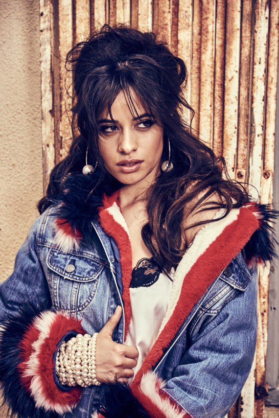 camila cabello campaña guess girl