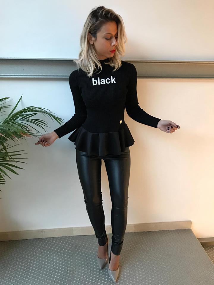 look total black ottro