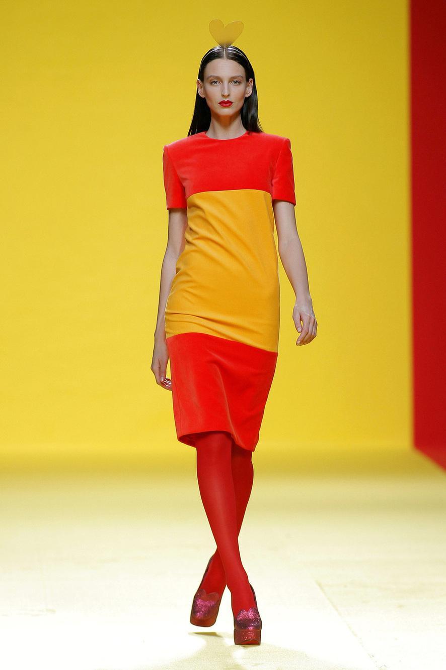 Agatha Ruiz de la Prada habla en Sábado Deluxe de su desfile y de su divorcio Modalia.es