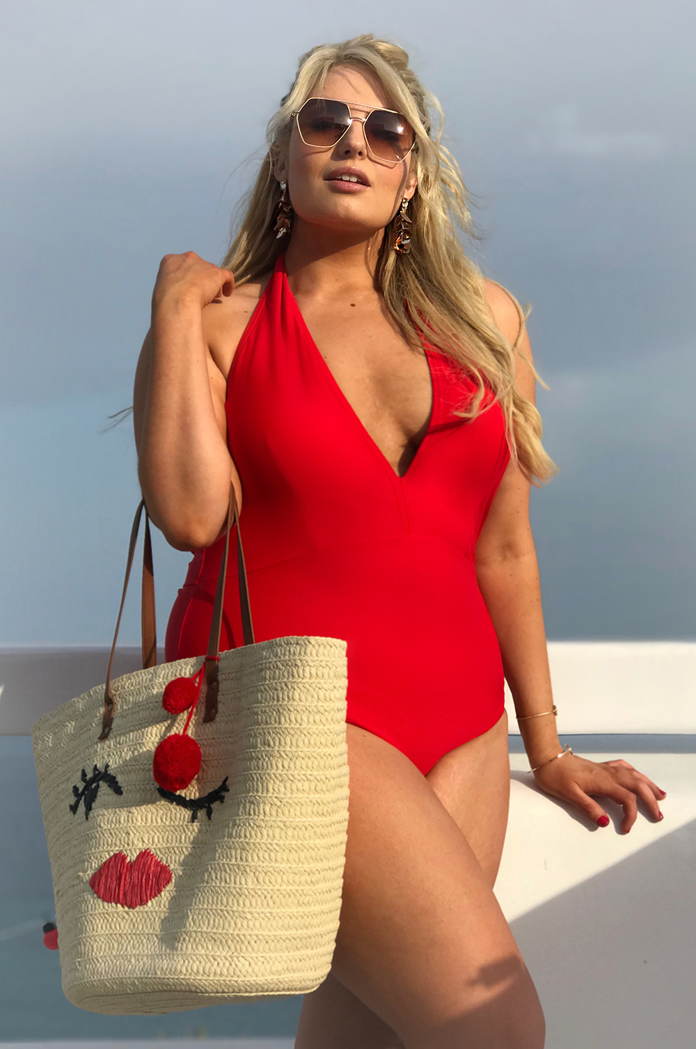 sonriendo Exención progenie Acéptate como eres y triunfa!”, Primark apuesta por los biquinis y  bañadores de tallas grandes para mujeres con curvas en su colección verano  2018 - Modalia.es