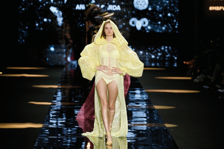 andres sarda mbfwm