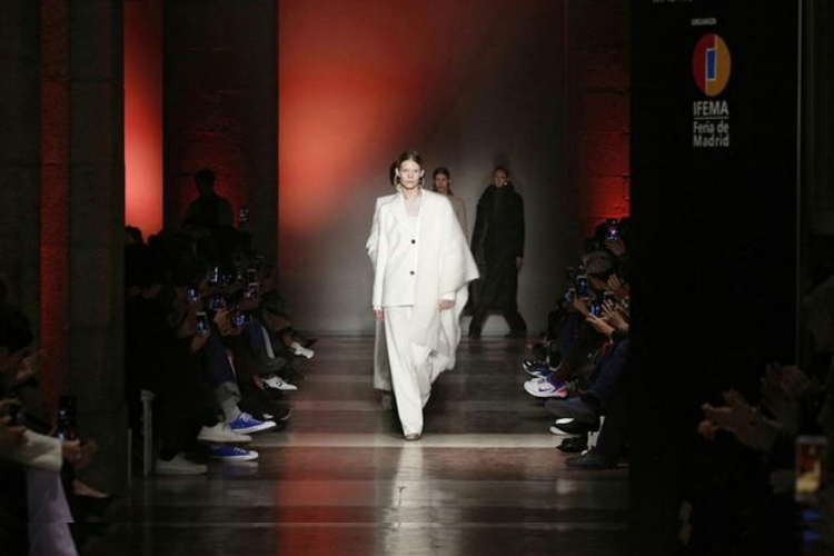Angel Schlseser MBFWMadrid