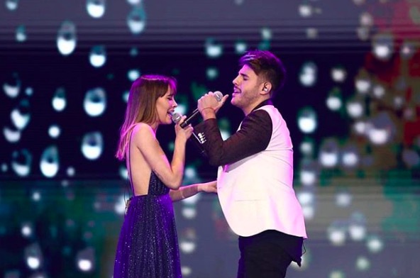 Famosos premios Dial