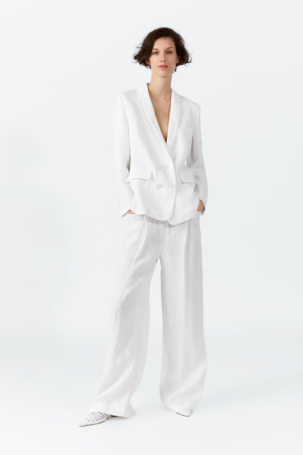 loseta Larry Belmont Construir sobre El color blanco, tendencia protagonista en la colección primavera 2019 Zara  mujer - Modalia.es