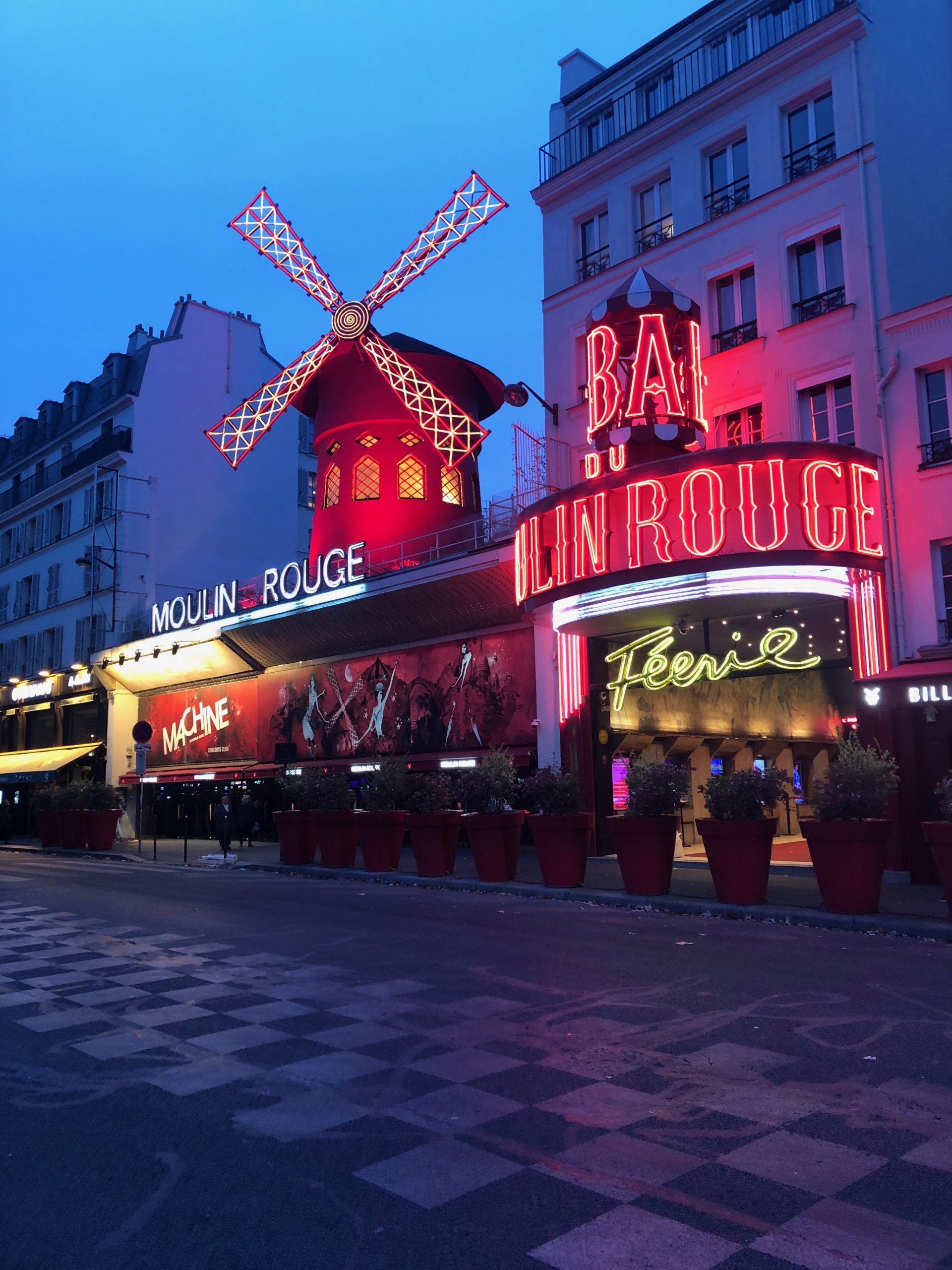 Moulin Rouge, París