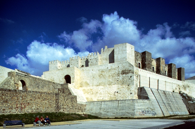 Castillo de Guzmán situado en el centro de Tarifa.