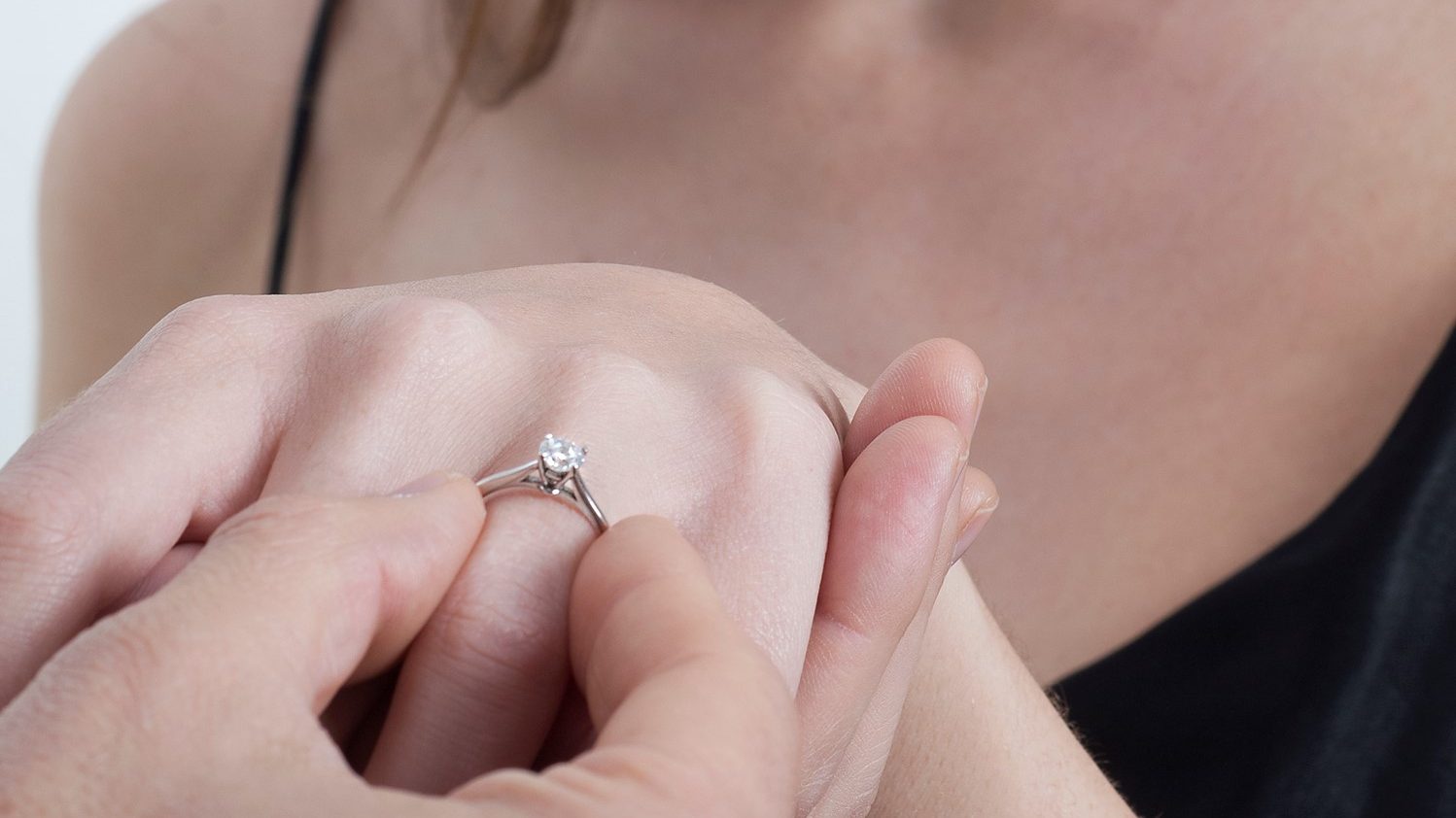 Tips para elegir el anillo de pedida perfecto