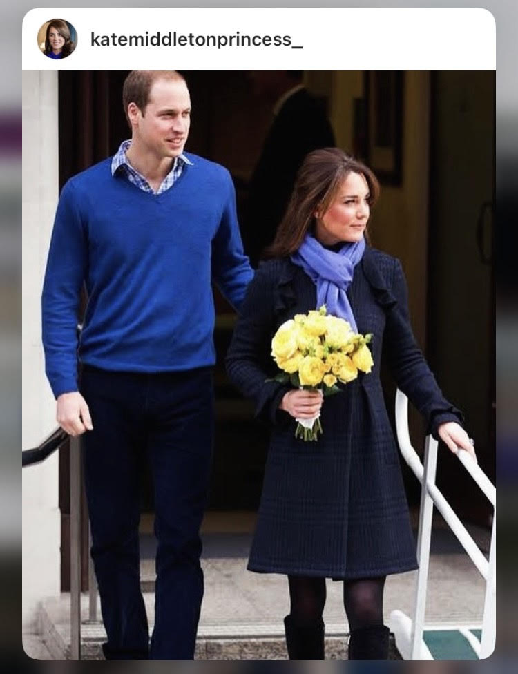 El príncipe Gulliermo y su mujer Kate con un abrigo azul