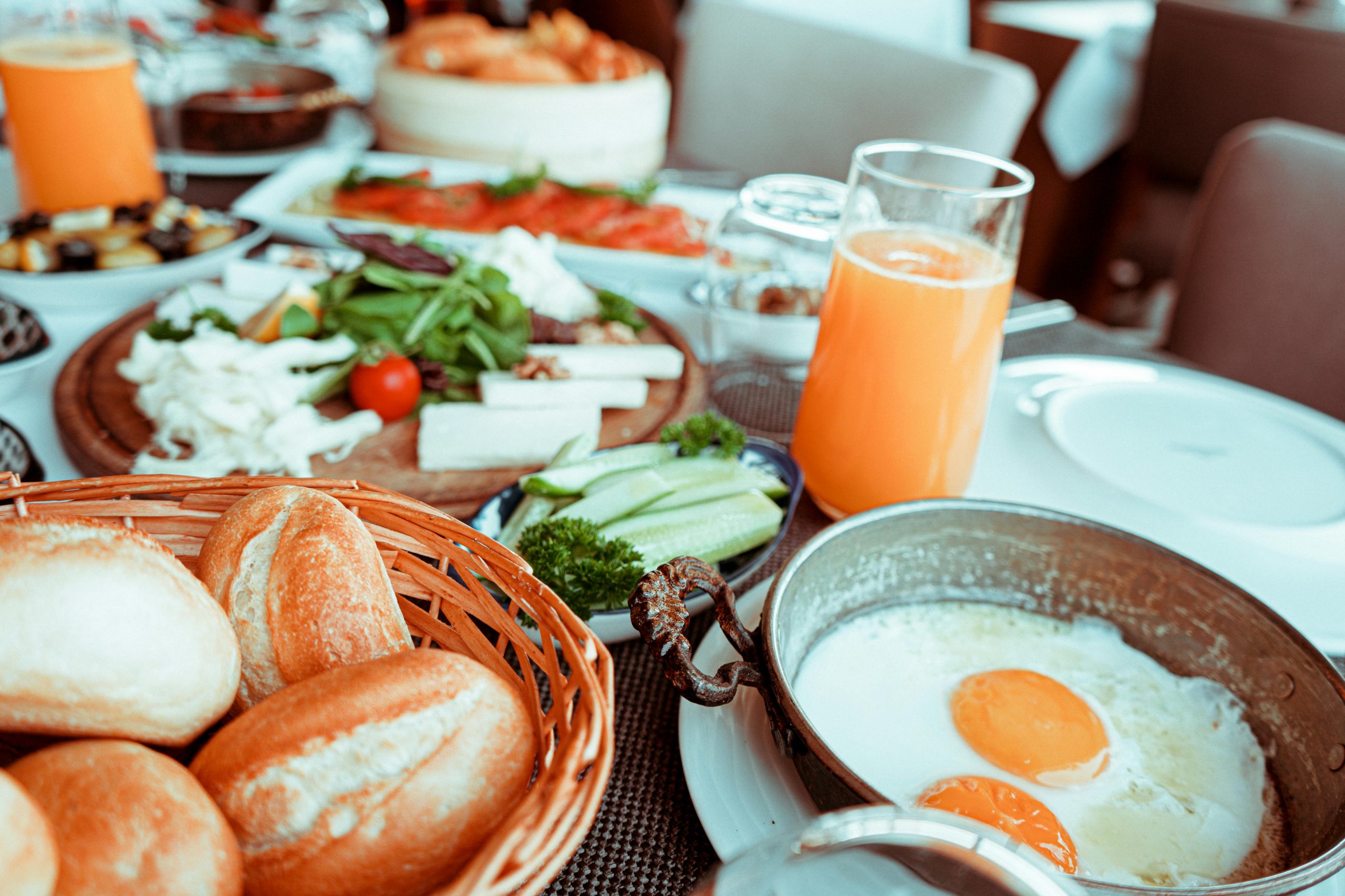 Los tres alimentos que deberías evitar en tus desayunos