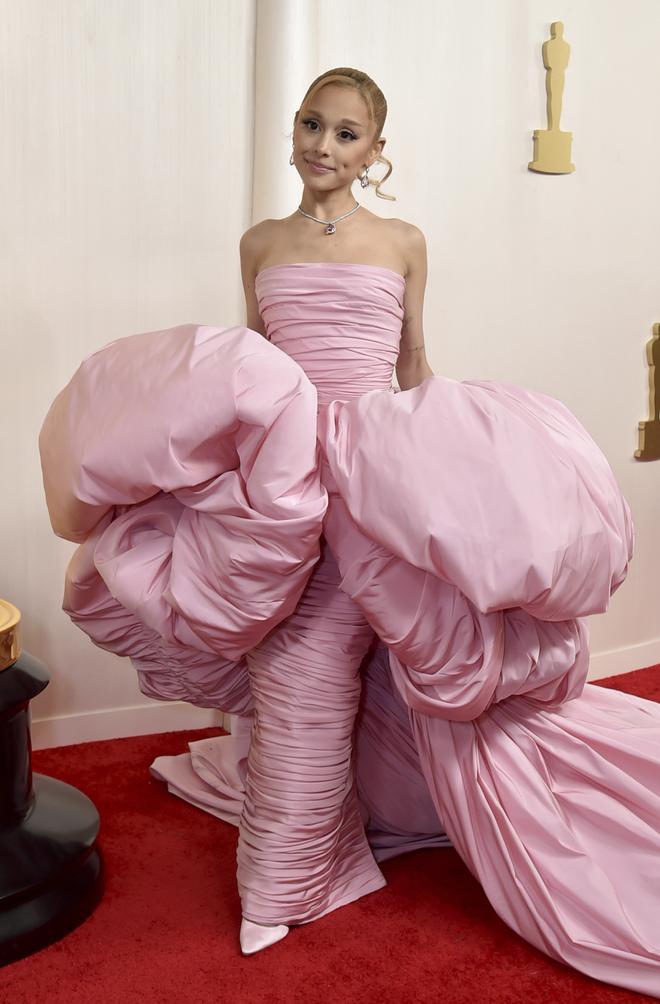 Las peor vestidas en la gala de los Premios Oscar 2024